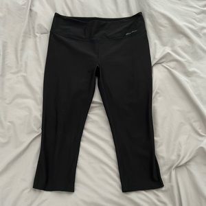 Eddie Bauer capri leggings